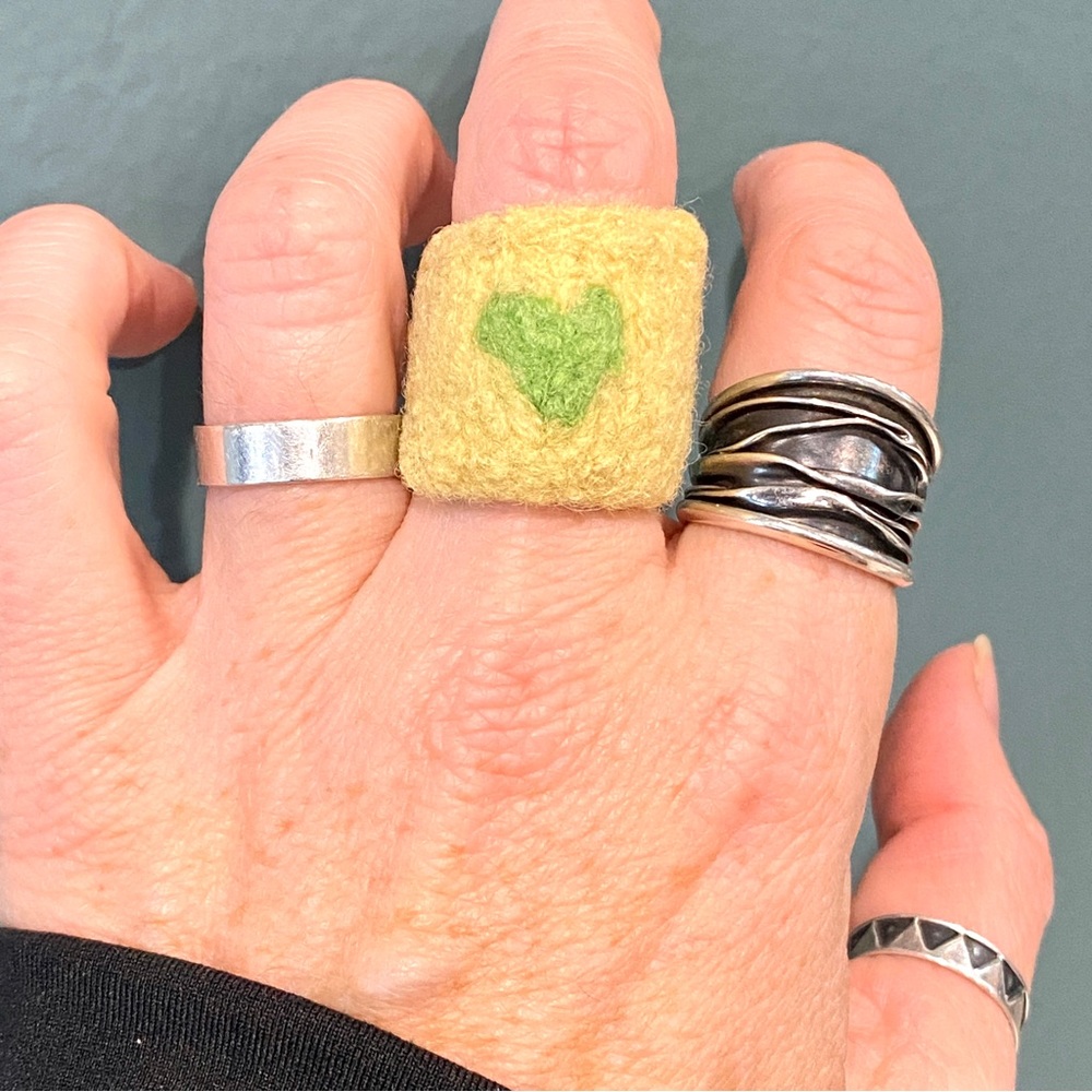 Vintage felted ring heart shape wide band yellow green love intarsia unique 8